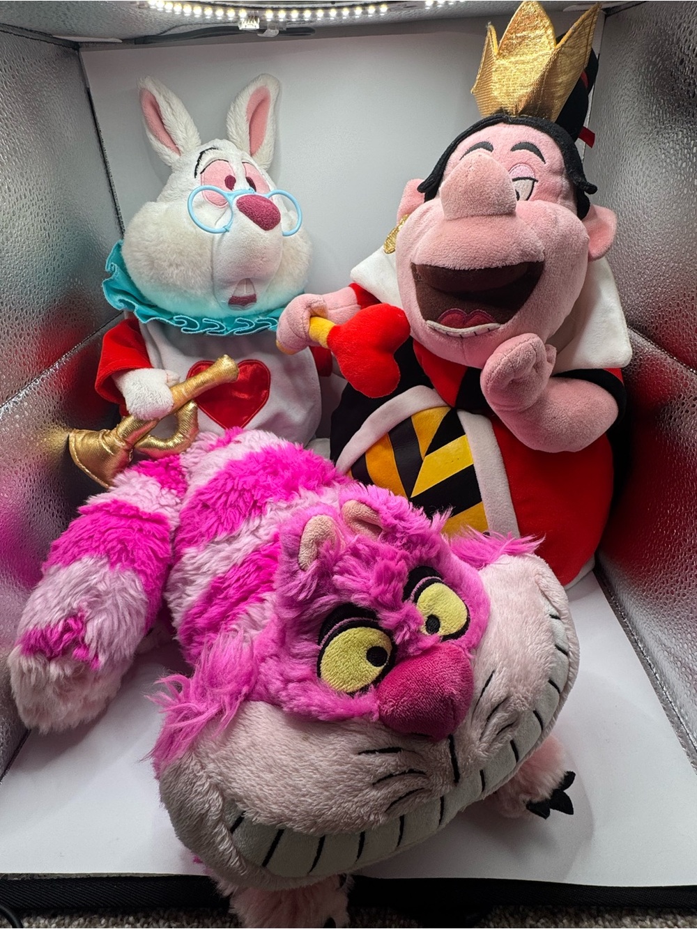 Alice in Wonderland lot of plush Cheshire Cat, White rabbit, & Queen of hearts